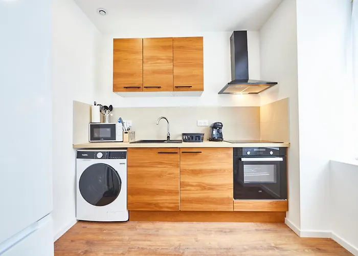 Rt 0 - F3 - Au Rdc - 1 A 5 Pers Appartement *
